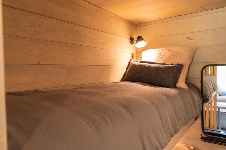Bedroom 2, Cabane perchée La Résilience, sur le plateau du Vercors., Isère