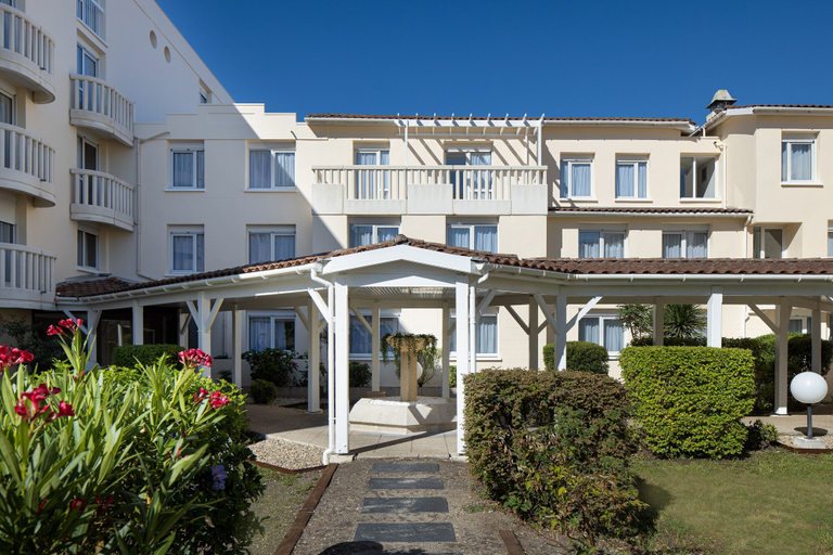 Exterior & Views 2, Residence Sweetly St Augustin, Gironde