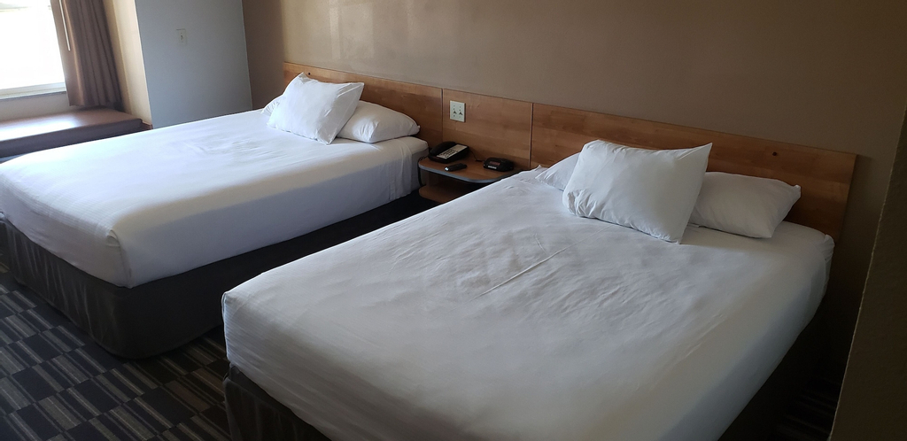 Bedroom 25