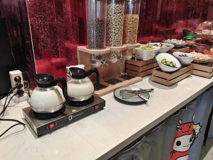 Food & Drinks 5, Kaiserdom Hotel Airport Branch, Guangzhou