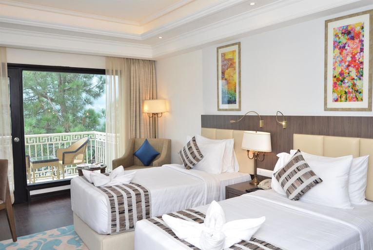 Bedroom 2, Ramada by Wyndham Kasauli, Solan
