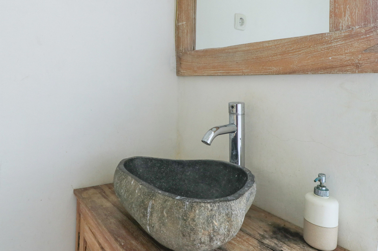 Bathroom 4