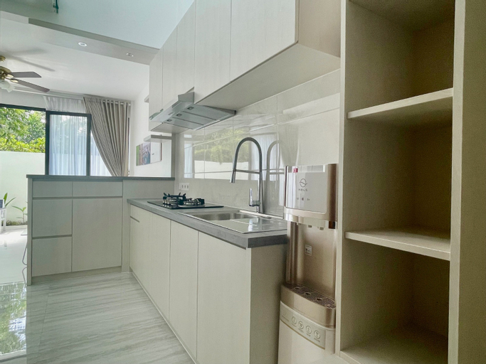 Dining Room 22