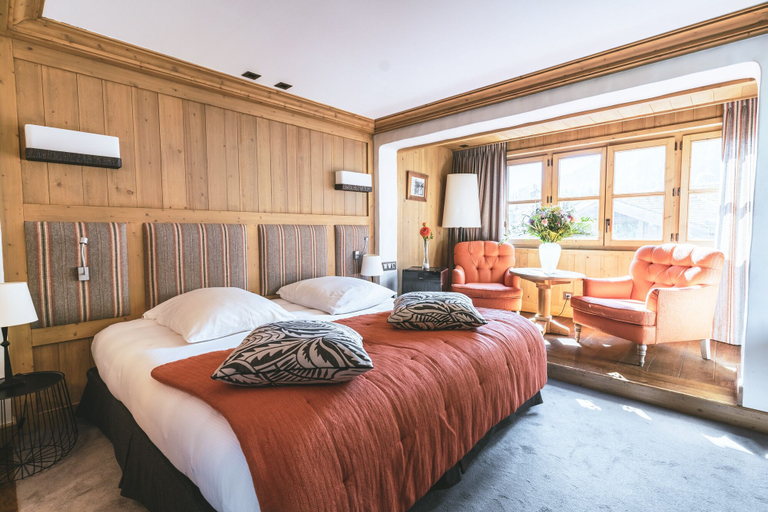 Bedroom 4, Hôtel Les Peupliers, Savoie