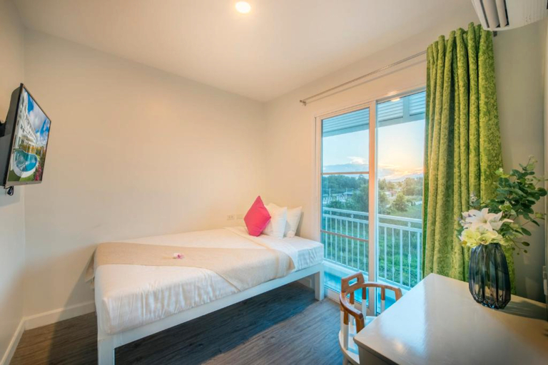 Bedroom 18