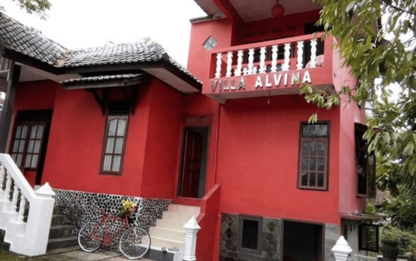 Villa Alvina Family Cirebon, Ciamis