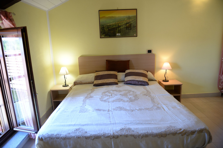 Bedroom 13