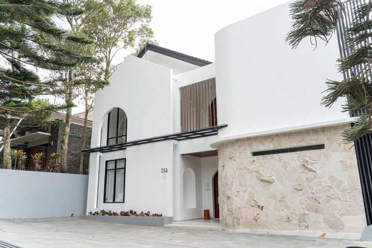 Exterior & Views 2, Sunshine City View Villa 6BR wth a private Heated Pool, Bandung