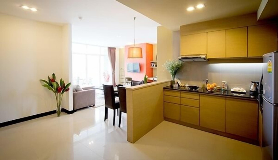 Dining Room 16