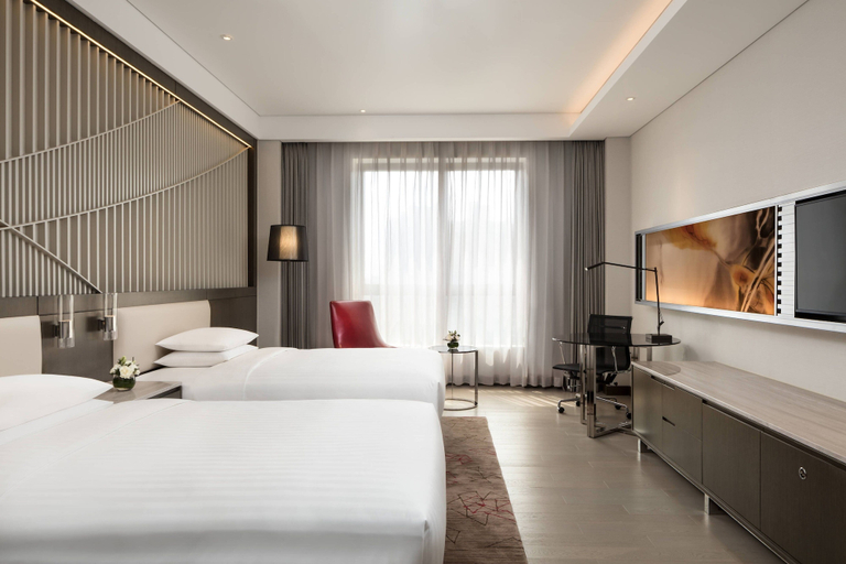 Bedroom 2, Courtyard by Marriott Tianjin Hongqiao, Tianjin