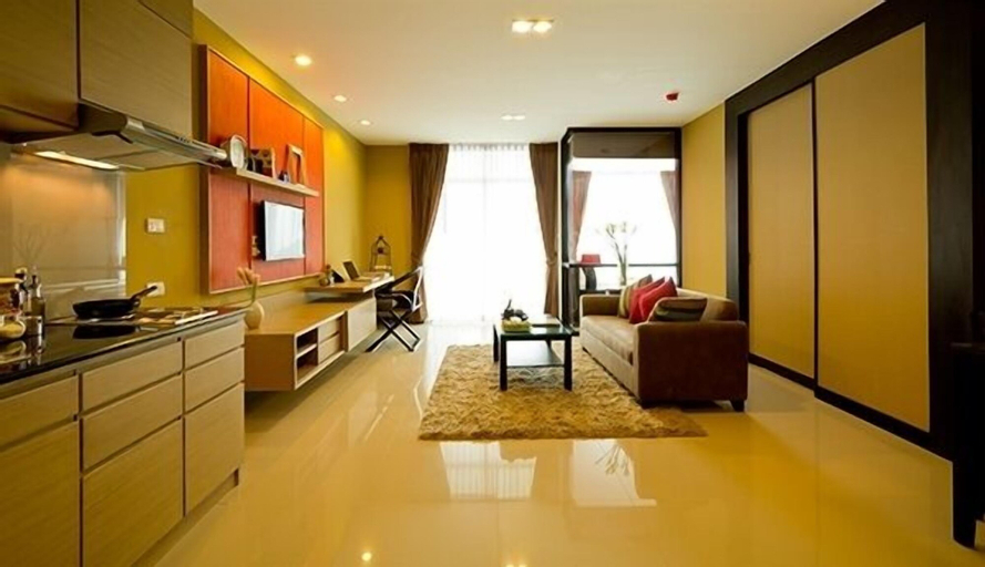 Dining Room 13