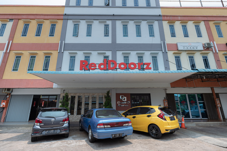 Exterior & Views 2, RedDoorz @ Nagoya Indah Batam, Batam