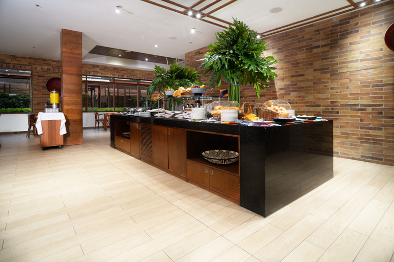 Food & Drinks 5, Hotel Habitel Select, Santafé de Bogotá