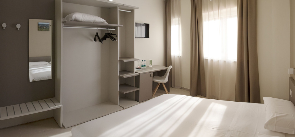Bedroom 17