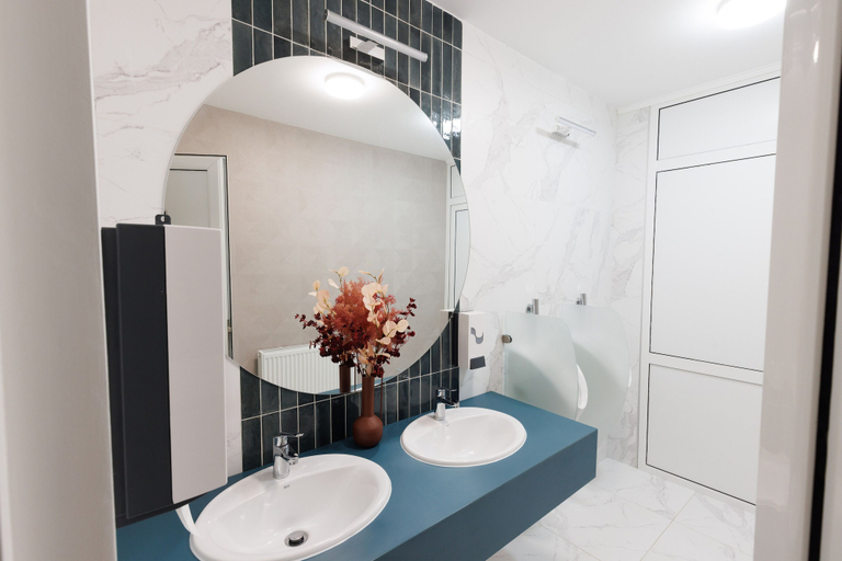 Bathroom 3, Hotel YVY, Sebes
