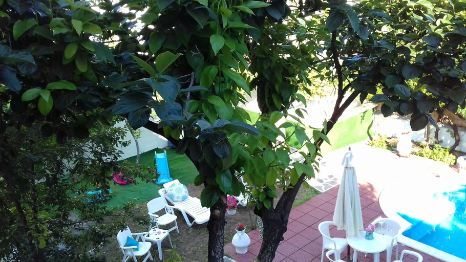 Others 4, Sun Helios Garden Studios, East Macedonia and Thrace