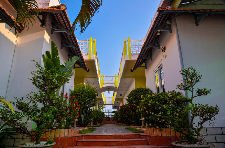 Public Area, An Vinh Analog House - LE BONHEUR, Phan Thiết