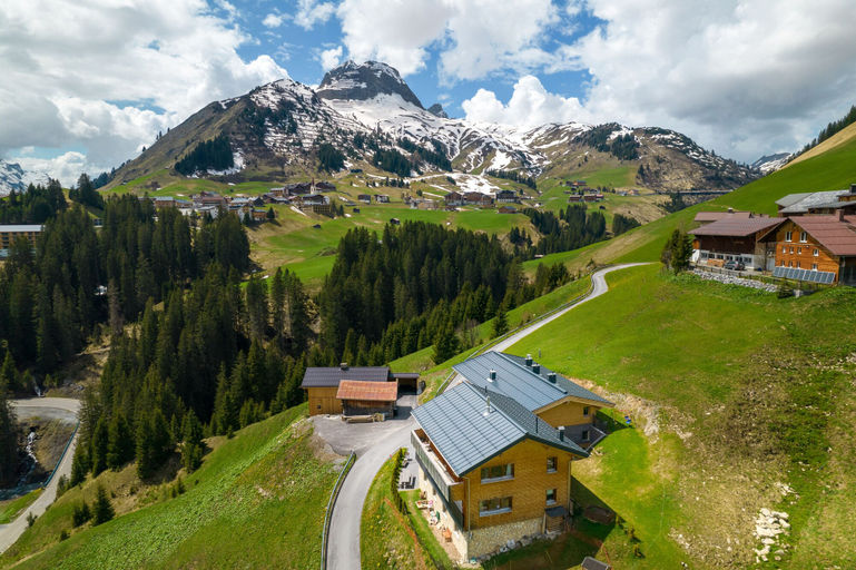 Exterior & Views 2, Jup - a luxury boutique chalet, Reutte