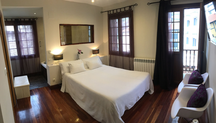 Bedroom 4, Hotel Itxas Gain Getaria, Guipúzcoa