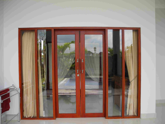 Others 3, Villa Gading 2, Gianyar