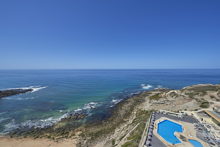Exterior & Views 3