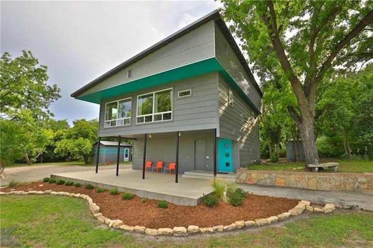Exterior & Views 1, Stardust Retreat, Coleman
