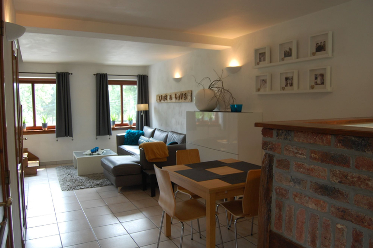 Dining Room 8