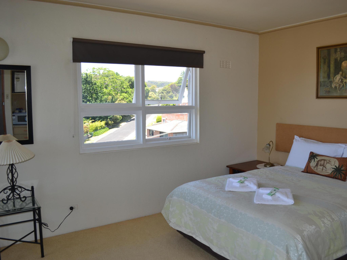Others 3, The Menai Hotel Motel, Burnie - Pt A