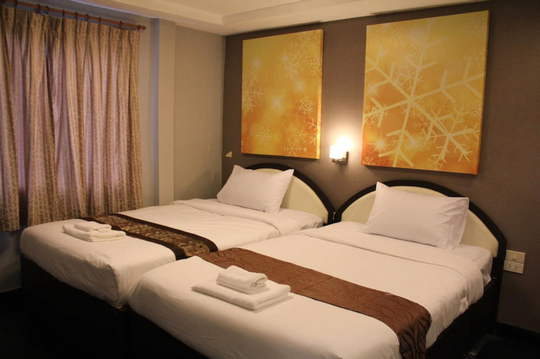 Bedroom 12