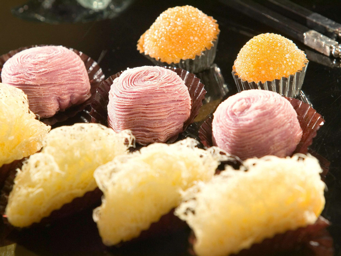 Food & Drinks 7