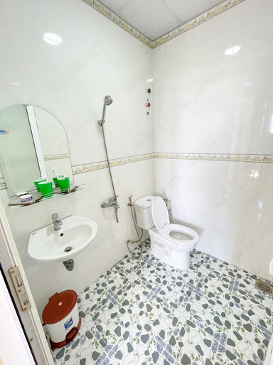 Bathroom, Mon Bac Home, Đà Lạt