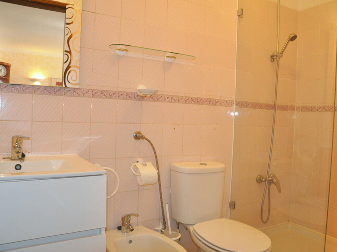Bathroom 2, Villa in Vilamoura with Pool  Terrace, Loulé