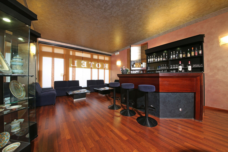 Food & Drinks 5, HOTEL RESIDENCE DUCALE, Mantua