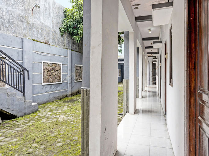 Others 5, Hotel O Fun Guesthouse Syariah, Mojokerto