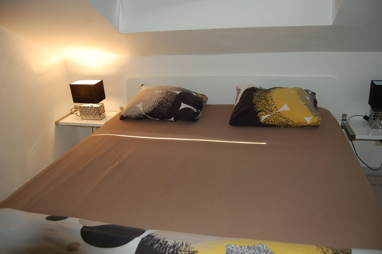 Bedroom 10