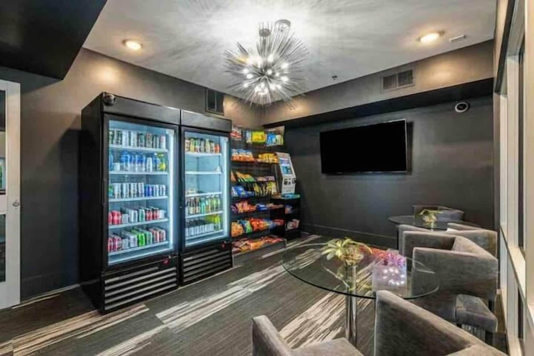 Others 5, Boho Skyline Oasis- Dream 1BR Getaway, Dallas