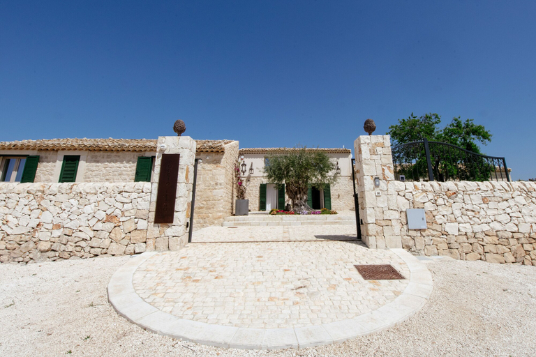 Exterior & Views 2, POGGIO LEANO, Ragusa