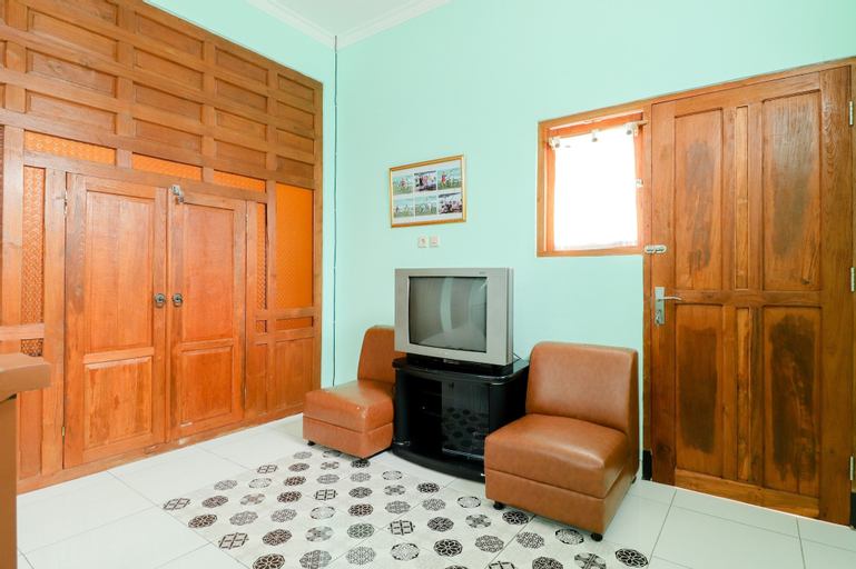 Bedroom 26