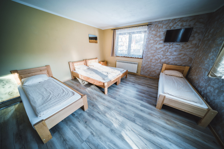 Bedroom 2, Pokoje i Apartamenty Nad Potokiem, Tatra