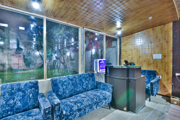 Public Area, The Iceland Hotel Srinagar, Srinagar