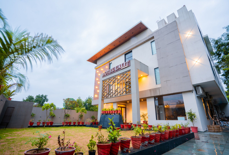 Exterior & Views 2, Lalit International By The Rameshwary, Ajmer