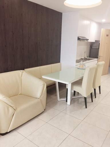 Dining Room 15