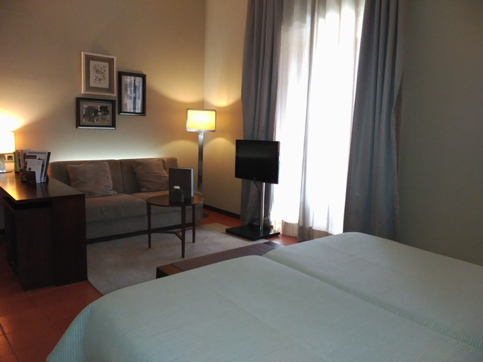 Bedroom 2, Parador de Cáceres, Cáceres