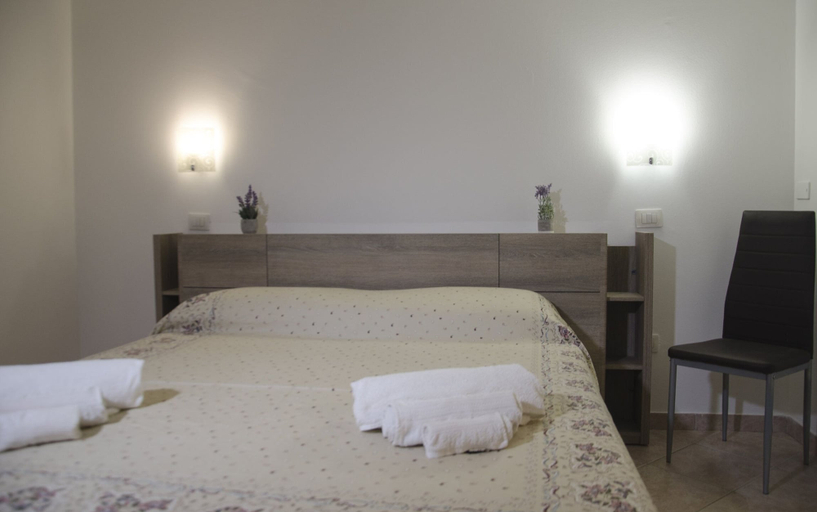 Bedroom 3, Casa Valverde, Sassari