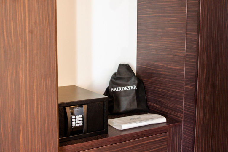 Amenities 12