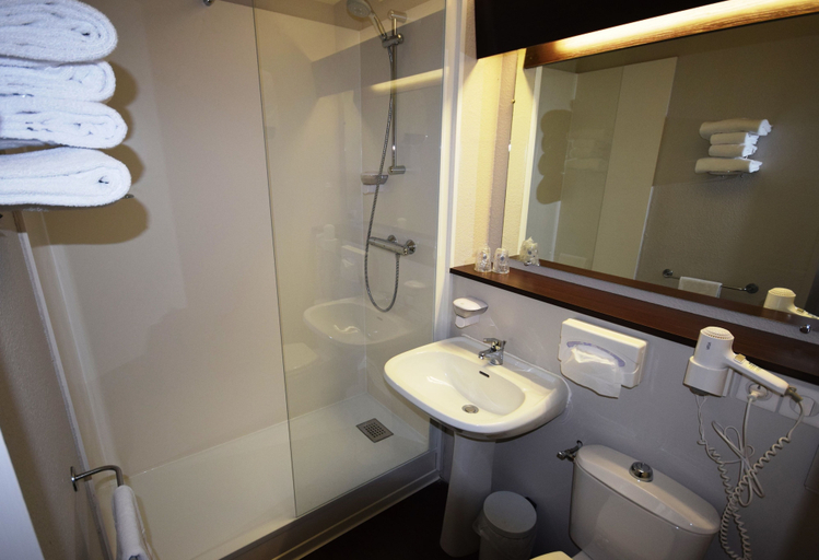 Bathroom 4, Best Western Hotel Du Phare, Gironde
