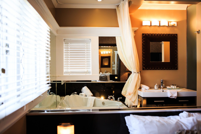 Bathroom 3, Leaside Manor by The Leaside Group, Division No. 1