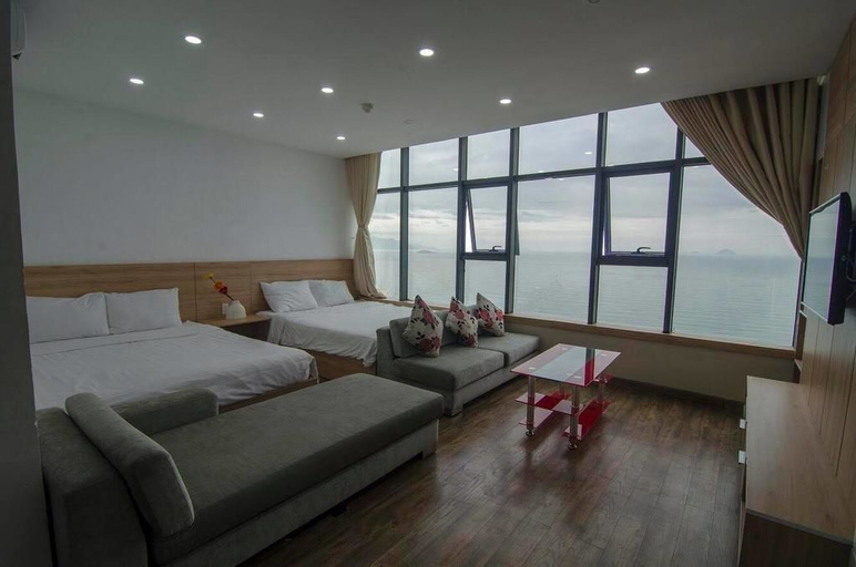 Bedroom 13