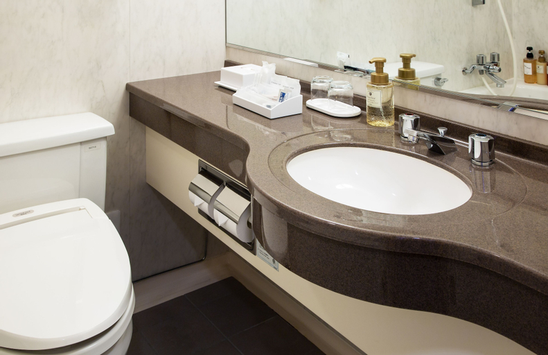 Bathroom 3