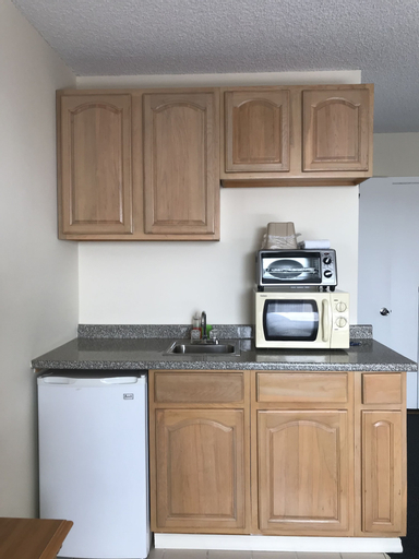 Dining Room 10